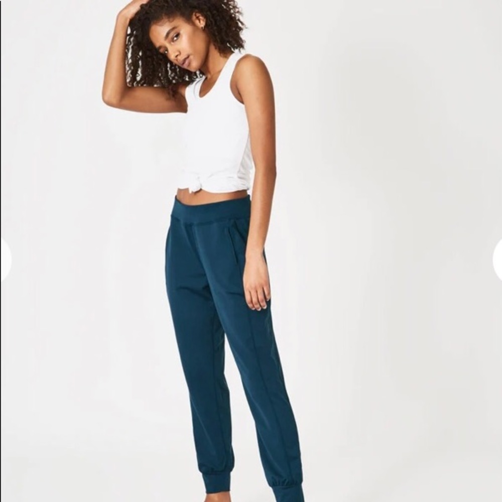 Sweaty Betty Gary Yoga Pants Blue Size Small Short